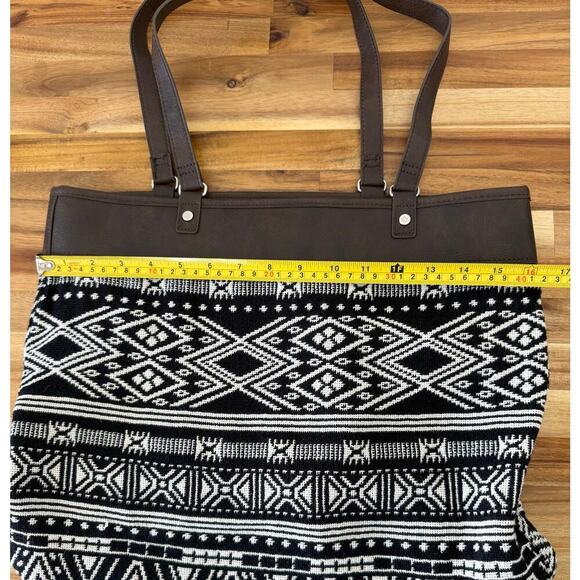 Jewell by Thirty-One Bag Tribal Rio Weave Print Black White with Accessory Bag‎ - Picture 2 of 11